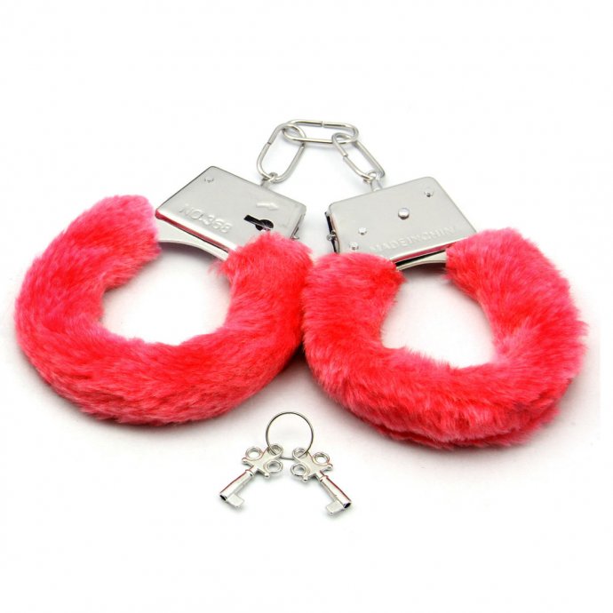 TÜYLÜ ANAHTARLI KELEPÇE KIRMIZI 