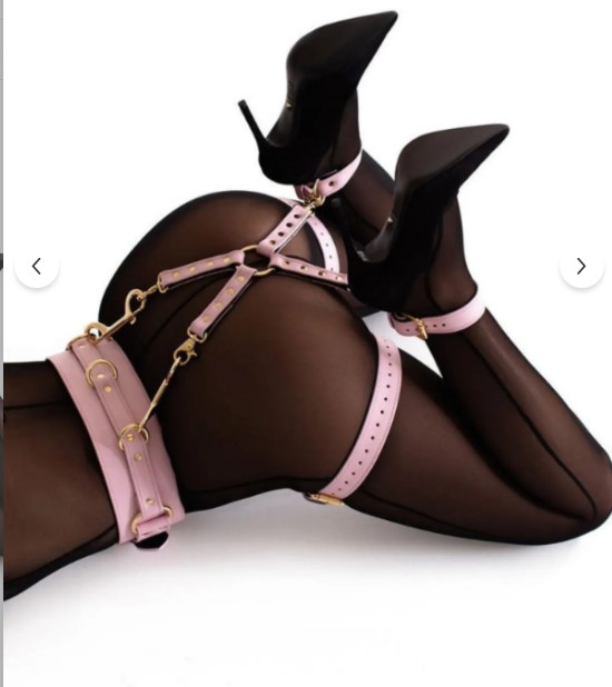 KALÇA KELEPÇESİ EL VE KALÇALAR İÇİN FANTAZİ SET 